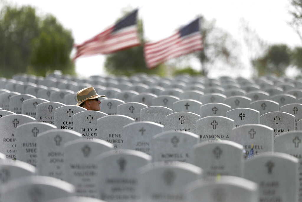 APTOPIX Virus Outbreak Memorial Day